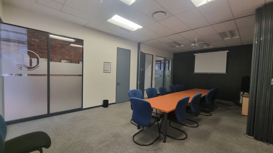 To Let Commercial Property for Rent in Woodstock Western Cape